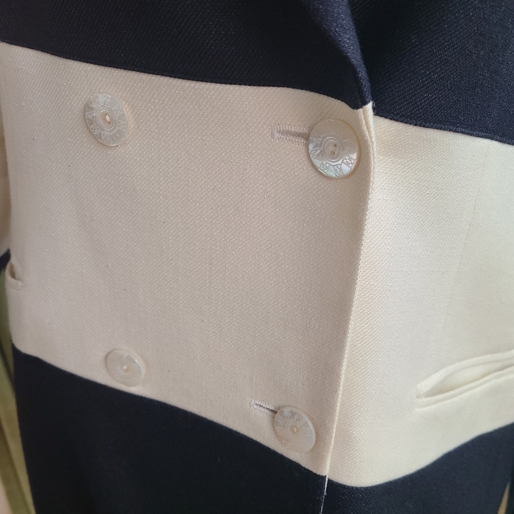 Escada Jacket - Picture 12 of 15